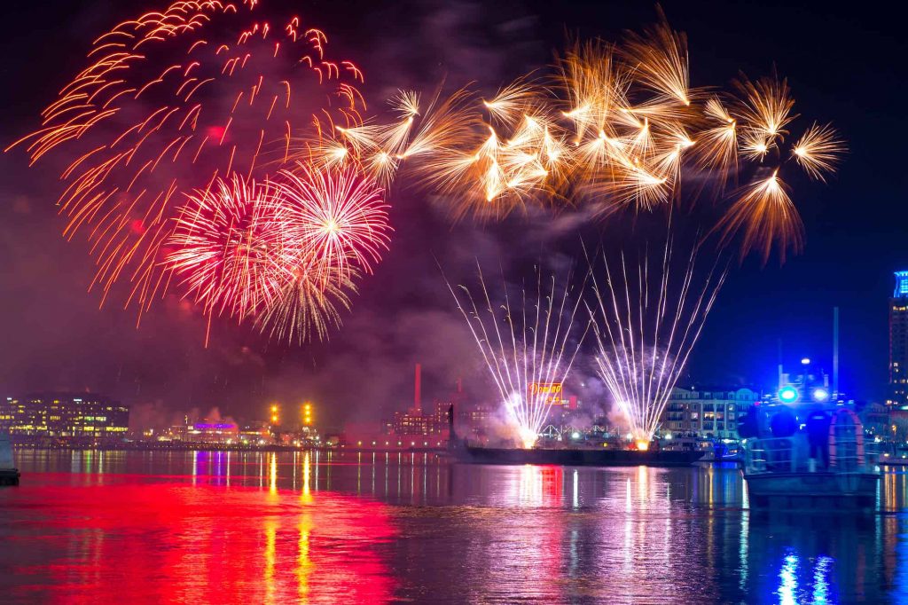 Our annual Independence Day tradition continues this year on July 4th from 6:00 p.m. to 9:00 p.m. Come enjoy our legendary buffet featuring Steamed Blue Crabs, Maryland Crab Soup, Black Angus Hamburgers, Chicken Wings, our famous Bread Pudding and many other summertime favorites. Drink specials, live entertainment and giveaways will also be available throughout the evening—as well as deck seating with the best views the Inner Harbor has to offer.